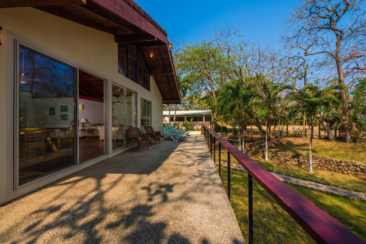 Corona del Mar Tamarindo Exterior foto