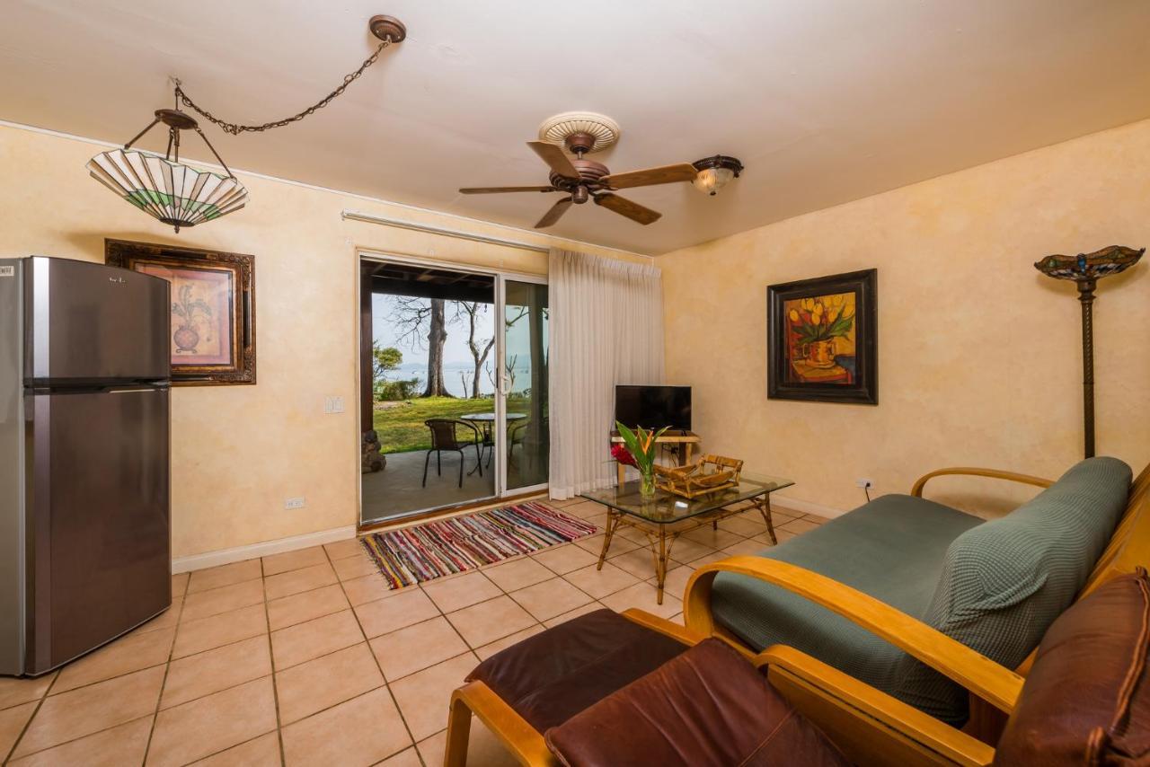 Corona del Mar Tamarindo Exterior foto