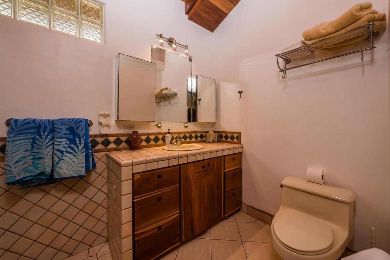 Corona del Mar Tamarindo Exterior foto