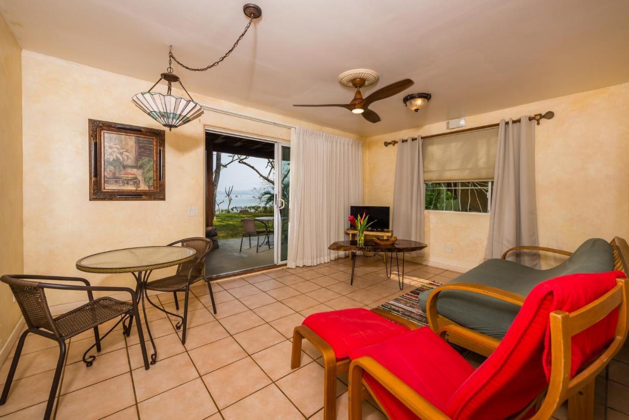 Corona del Mar Tamarindo Exterior foto